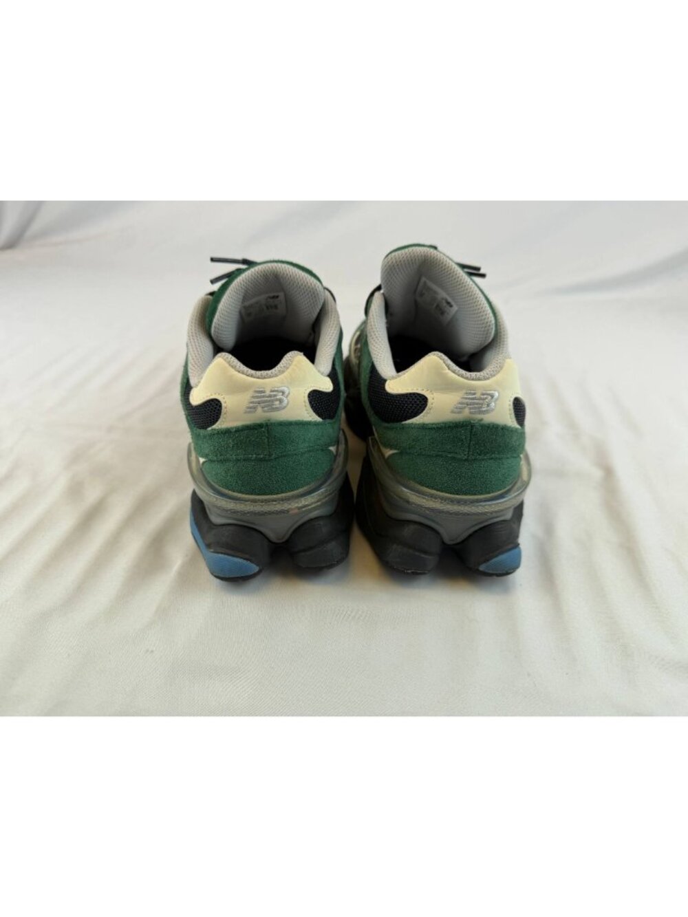 NEW BALANCE 9060 TEAM FOREST GREEN BLACK SUEDE MEN'S 7US U9060VRA - Picture 4 of 7